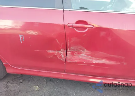 2007 Toyota Camry Se z USA, uszkodzony, nr VIN 4T1BE46K97U077409